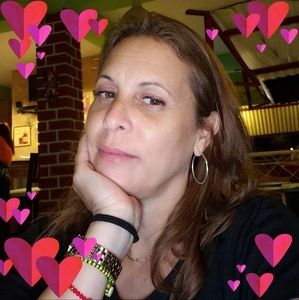 Meet your Posher, Roxana